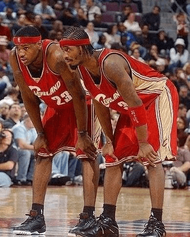 的中距离出 的中距离出