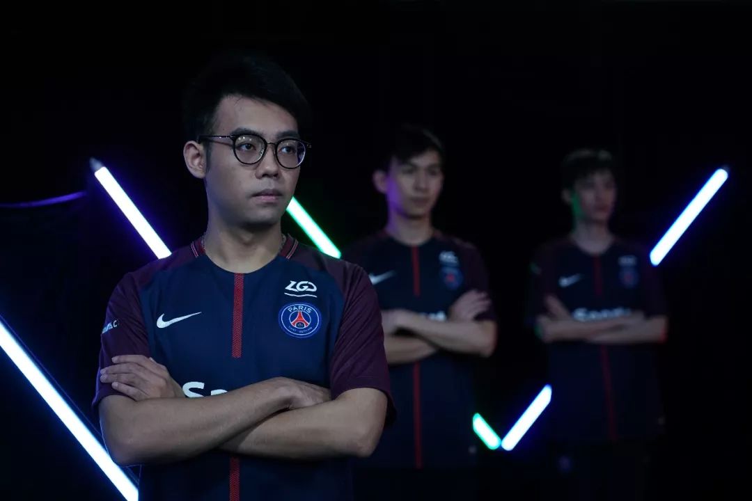 通过反击或